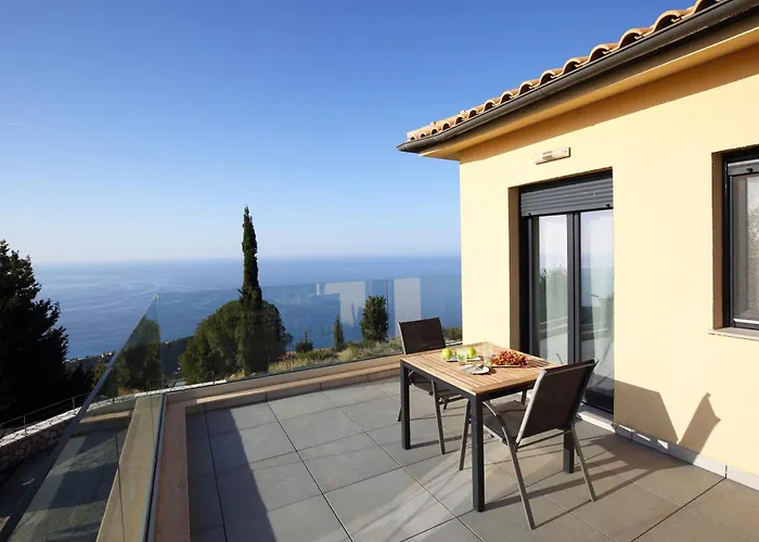 Villa Point Of View Cassiopeia Drymon